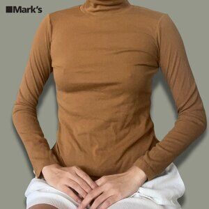 Long Sleeve Camel Turtleneck